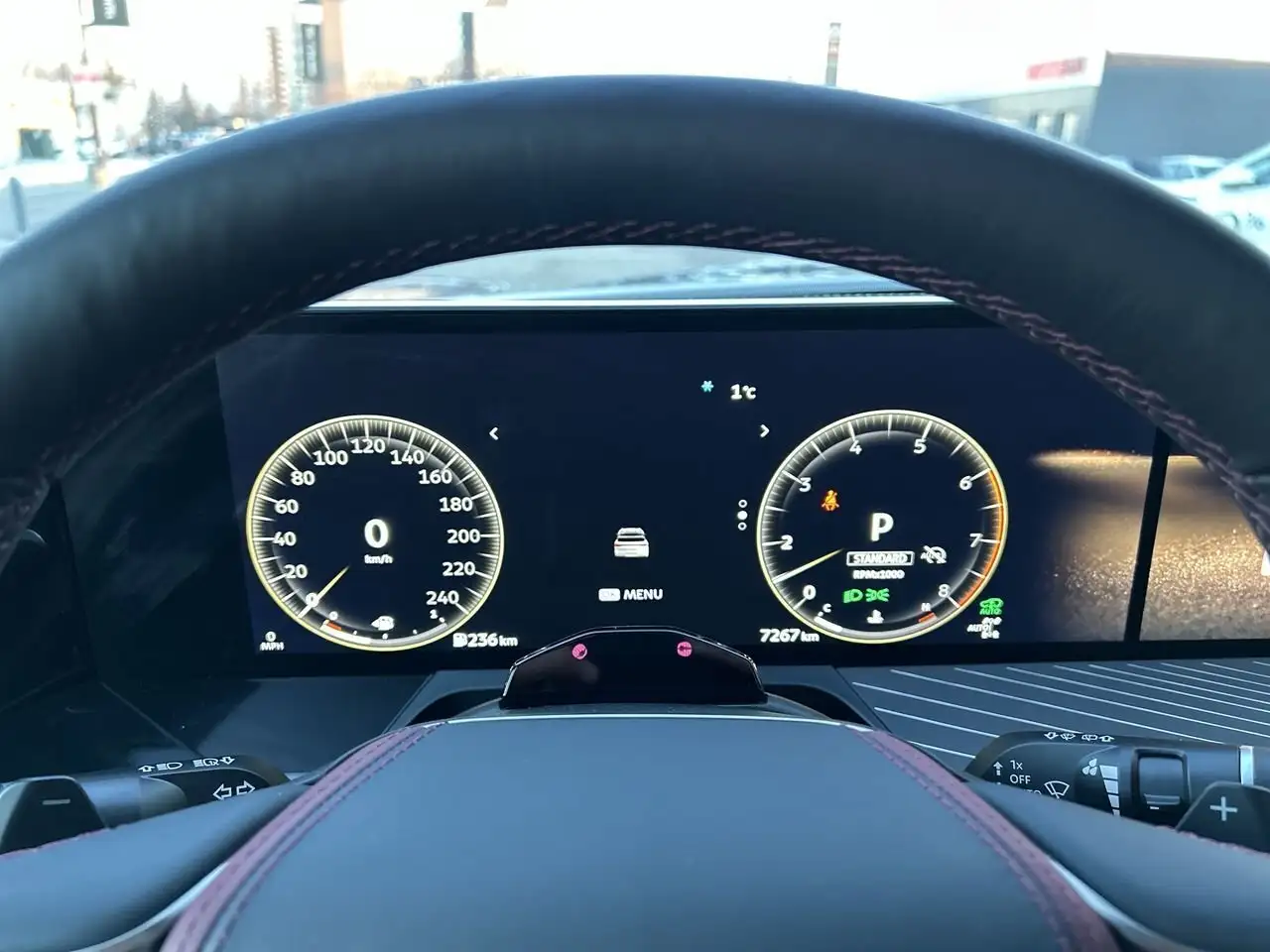 Infiniti QX80 снимка Infiniti QX80
