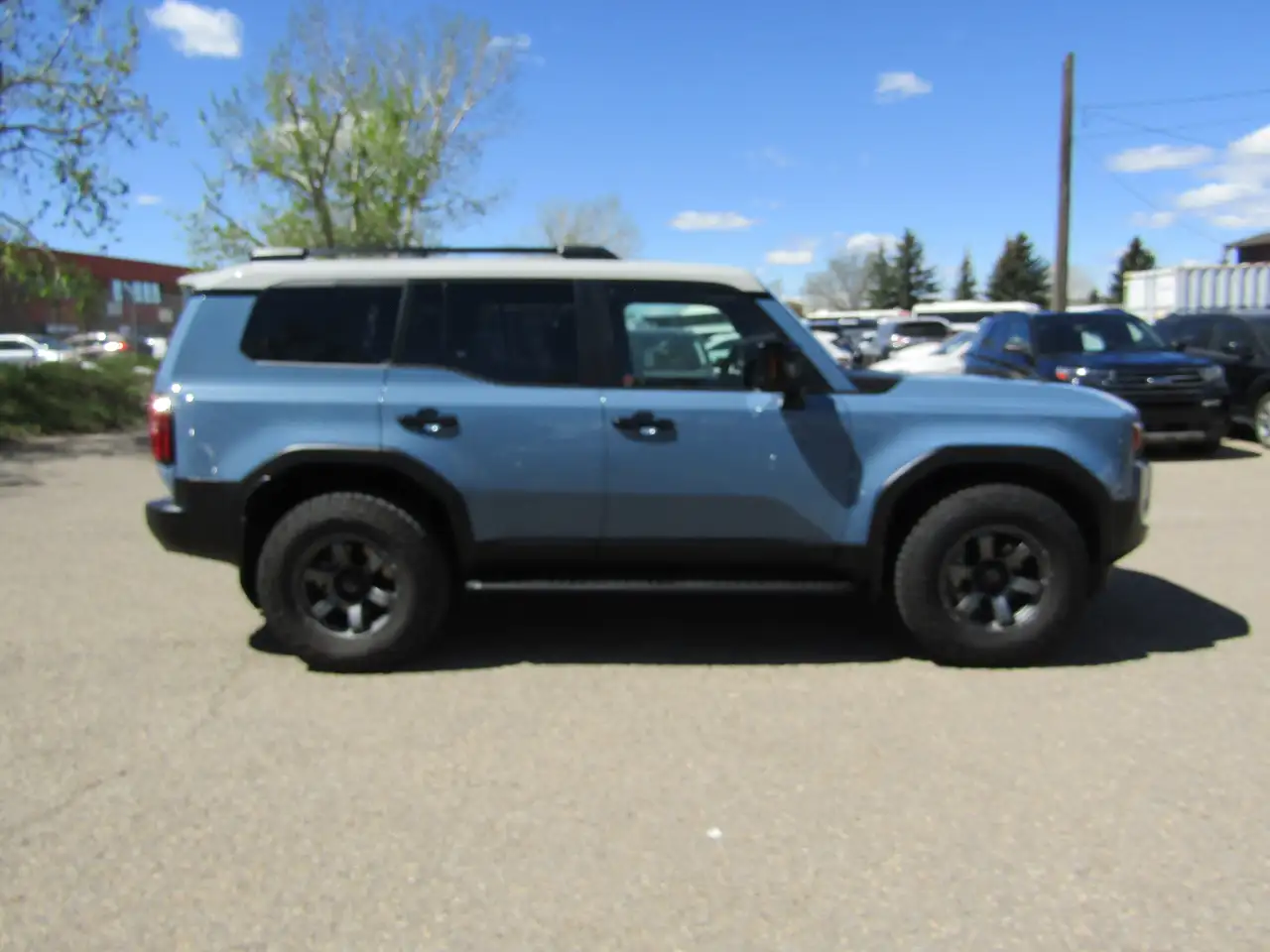 Toyota Land Cruiser снимка Toyota Land Cruiser