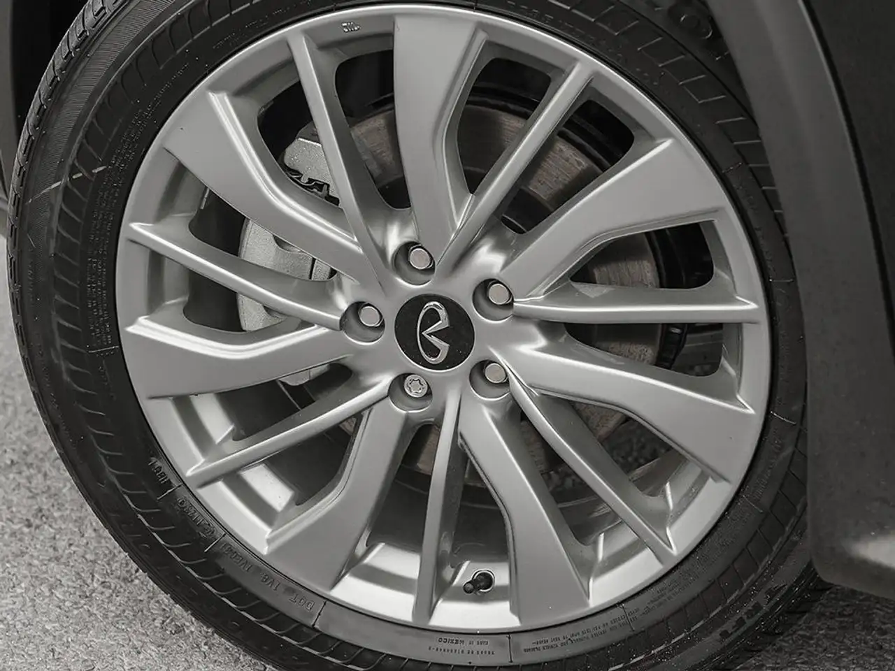 Infiniti QX50 снимка Infiniti QX50