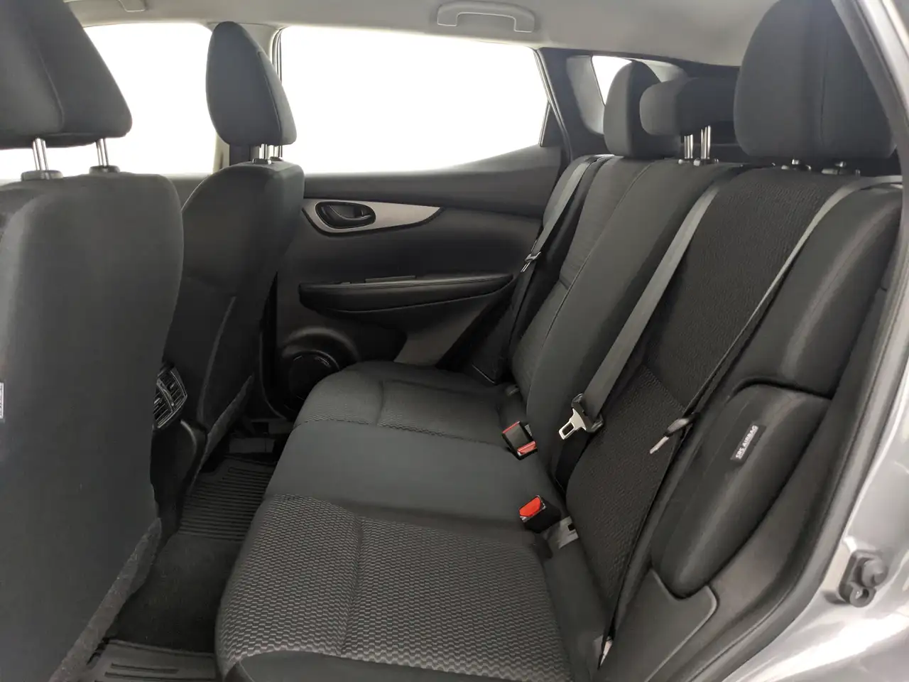 Nissan Qashqai снимка Nissan Qashqai
