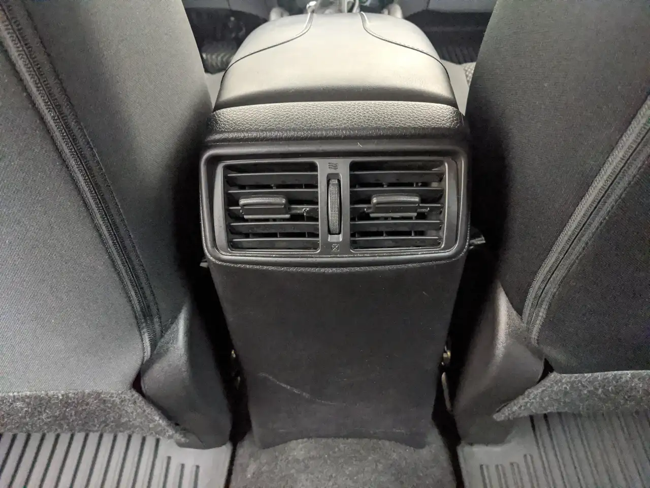 Nissan Qashqai снимка Nissan Qashqai