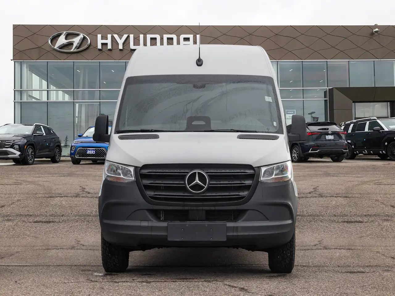 Mercedes-Benz Sprinter photo Mercedes-Benz Sprinter