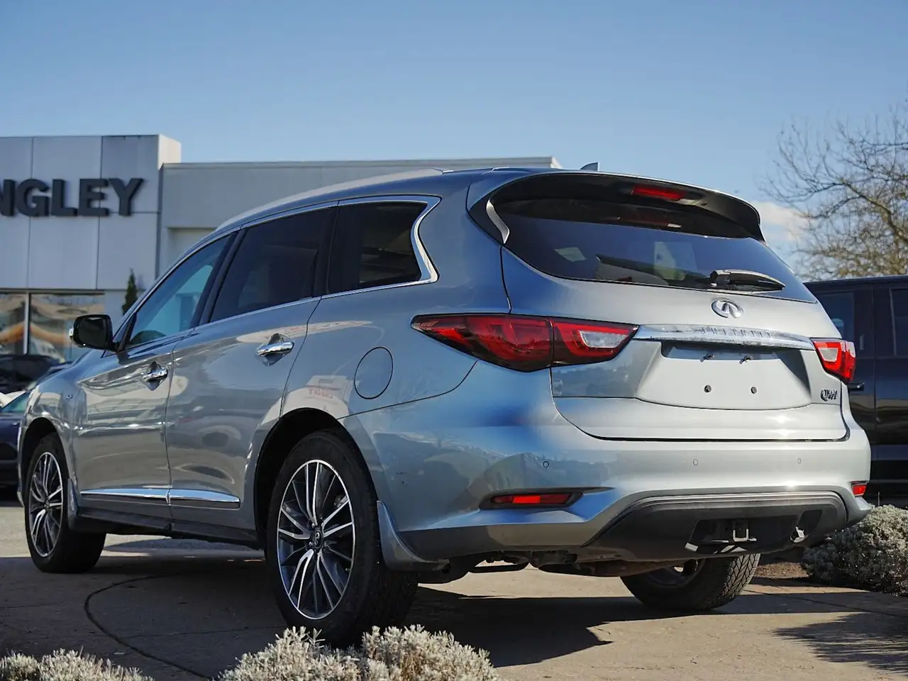 Infiniti QX60 fotografie Infiniti QX60