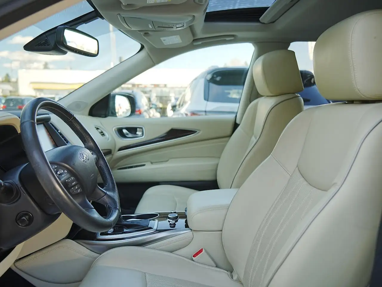 Infiniti QX60 fotografie Infiniti QX60