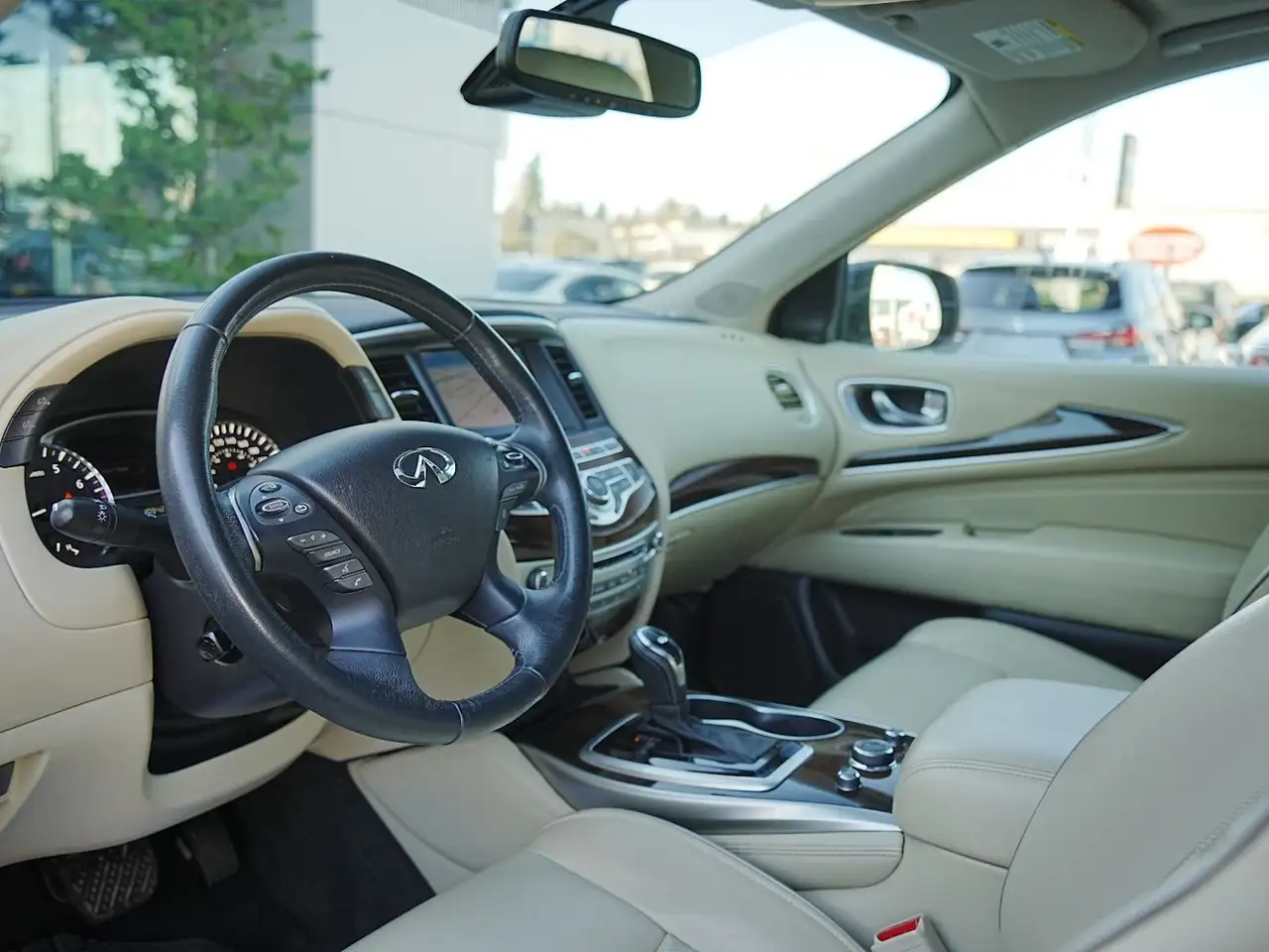 Infiniti QX60 fotografie Infiniti QX60