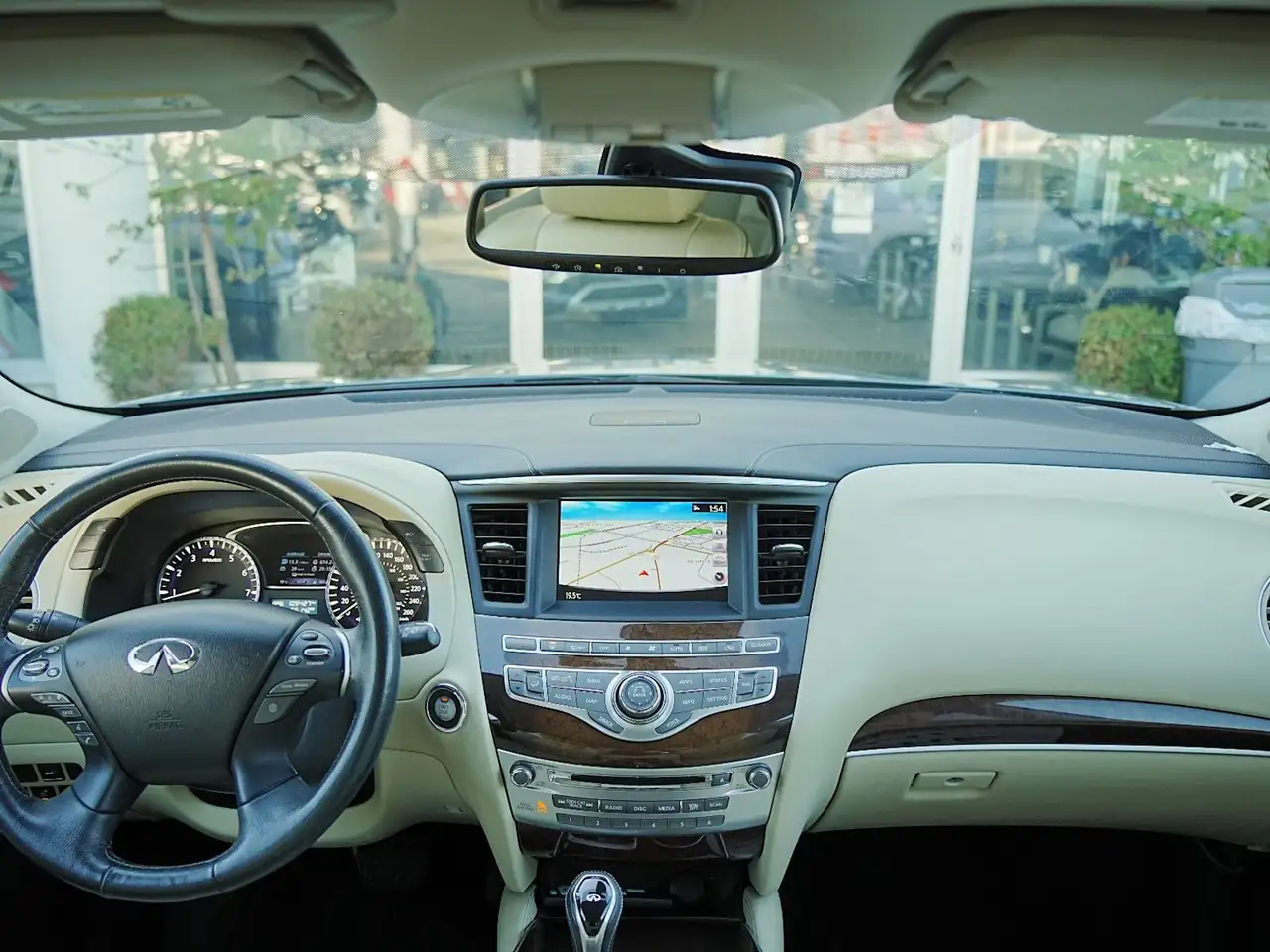 Infiniti QX60 fotografie Infiniti QX60