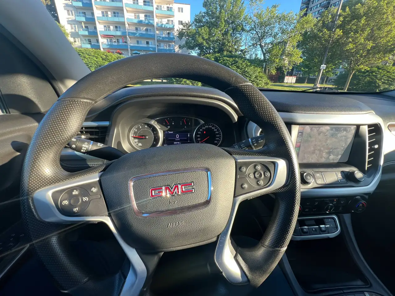 GMC Acadia photo GMC Acadia