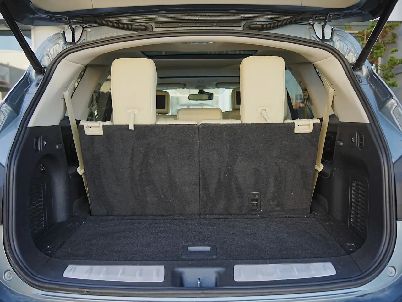 Infiniti QX60 fotografie Infiniti QX60