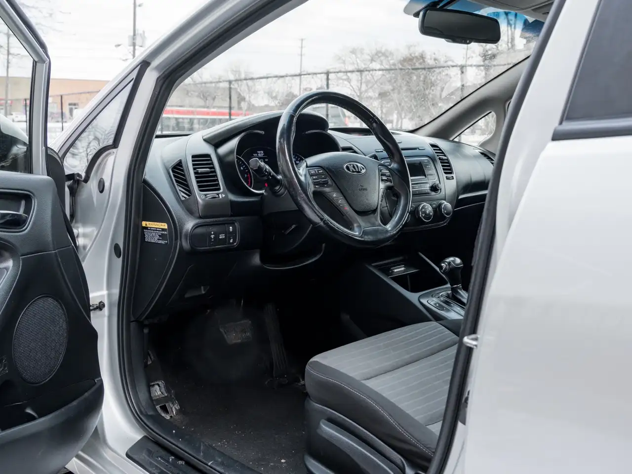 Kia Forte снимка Kia Forte