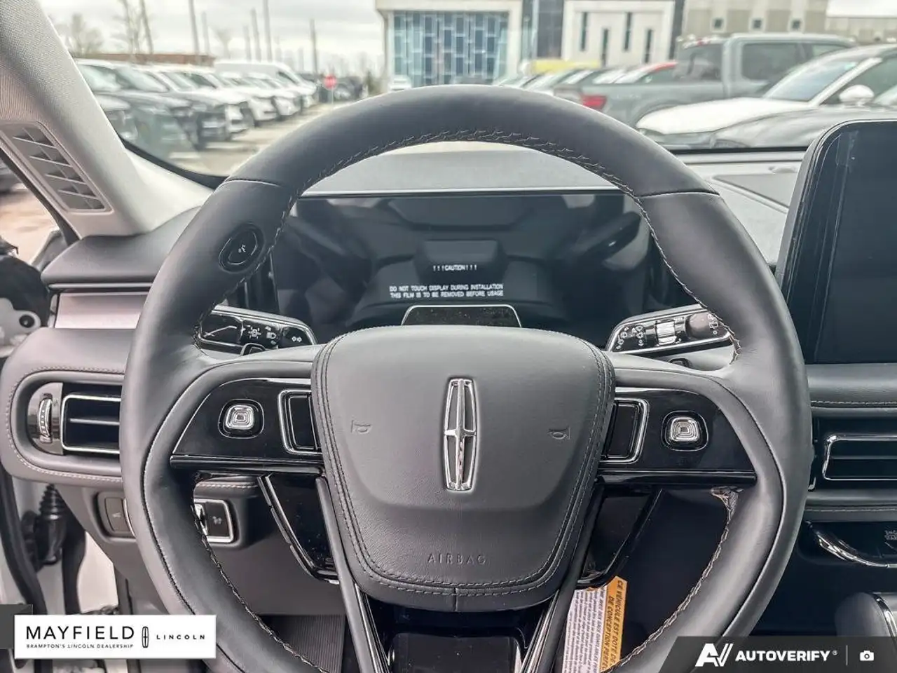 Lincoln Aviator снимка Lincoln Aviator