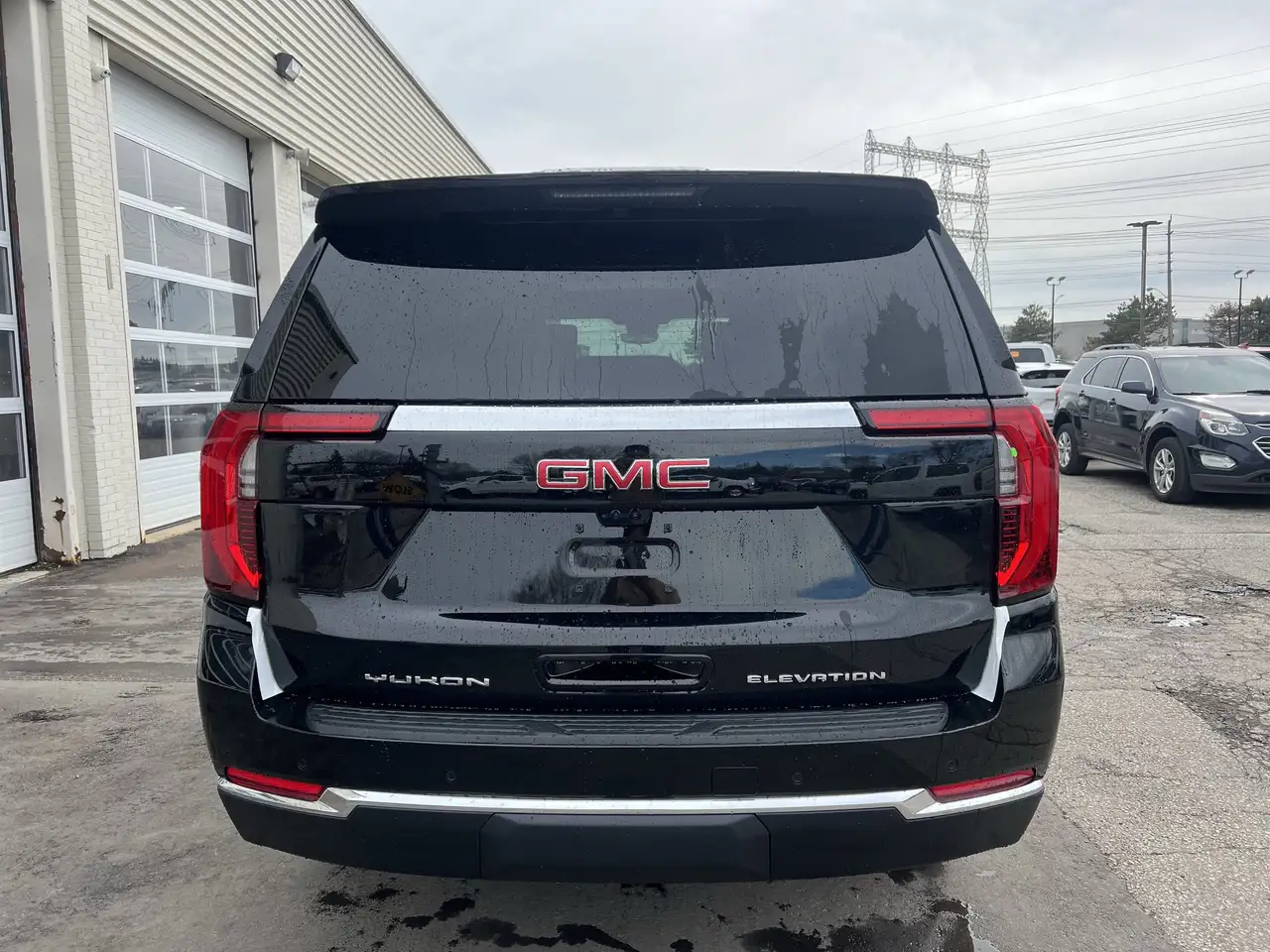 GMC Yukon photo GMC Yukon