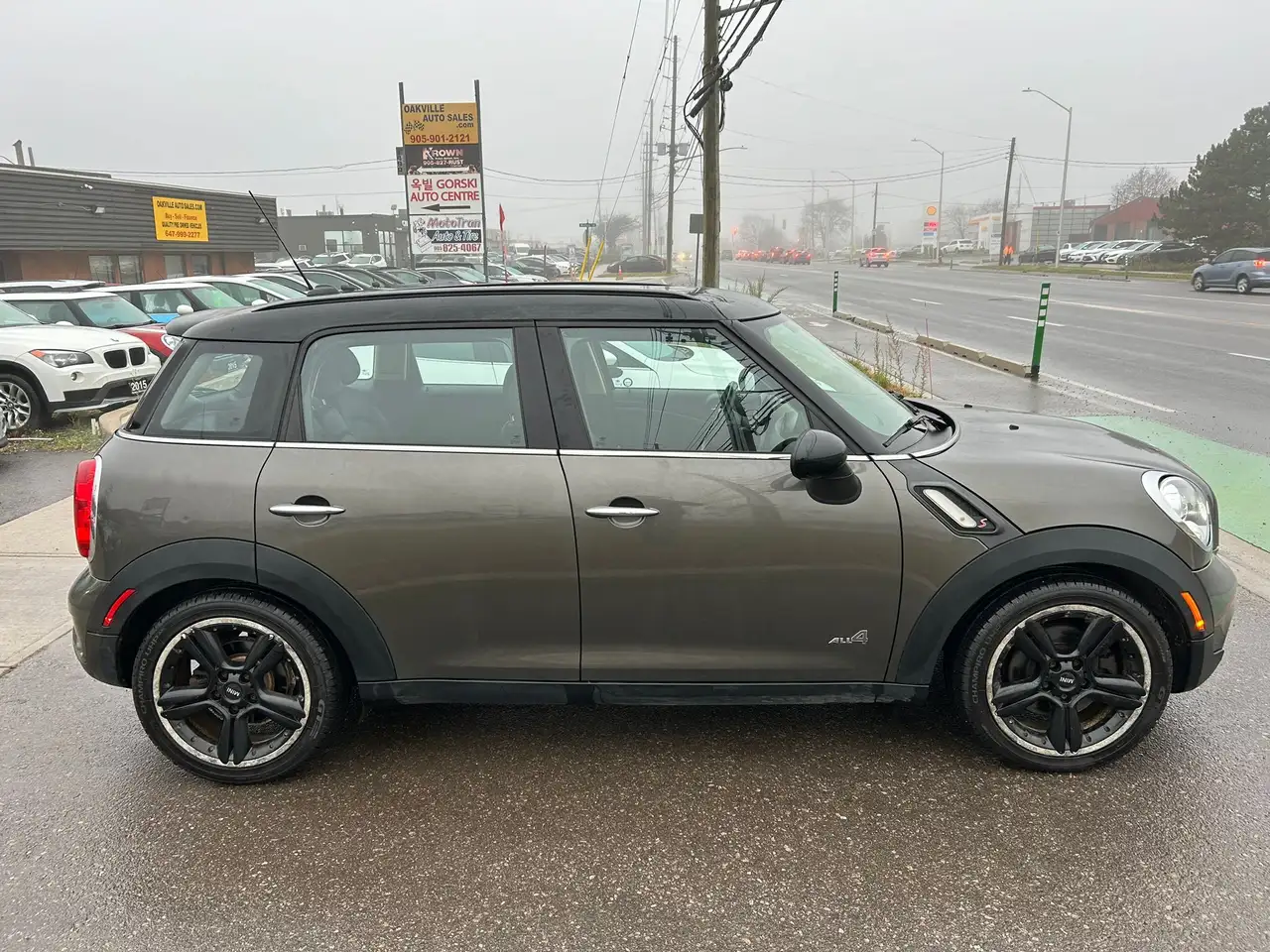 MINI Cooper Countryman снимка MINI Cooper Countryman