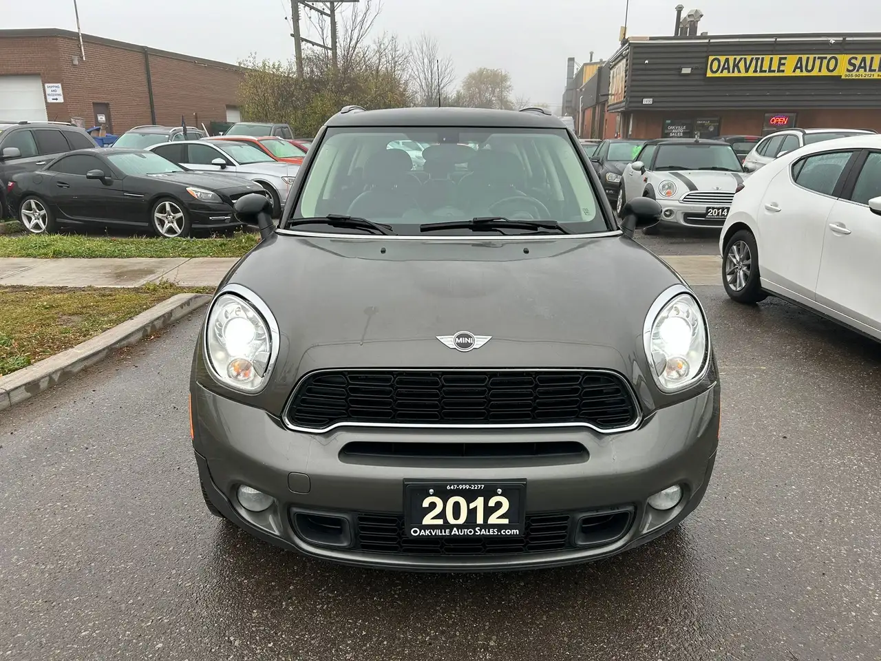MINI Cooper Countryman снимка MINI Cooper Countryman