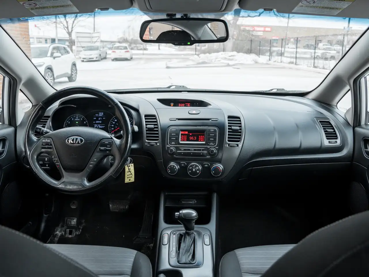 Kia Forte снимка Kia Forte