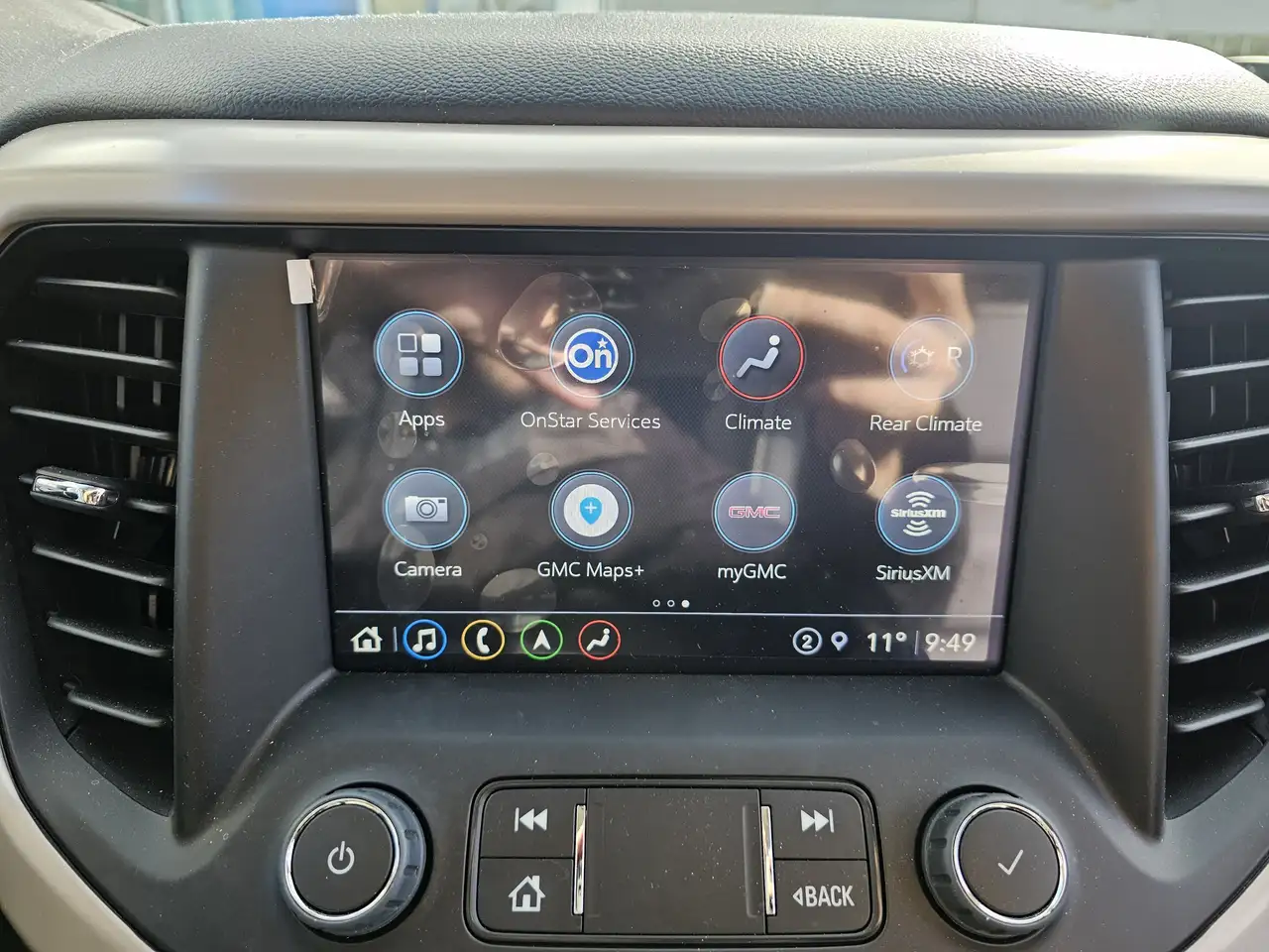 GMC Acadia снимка GMC Acadia