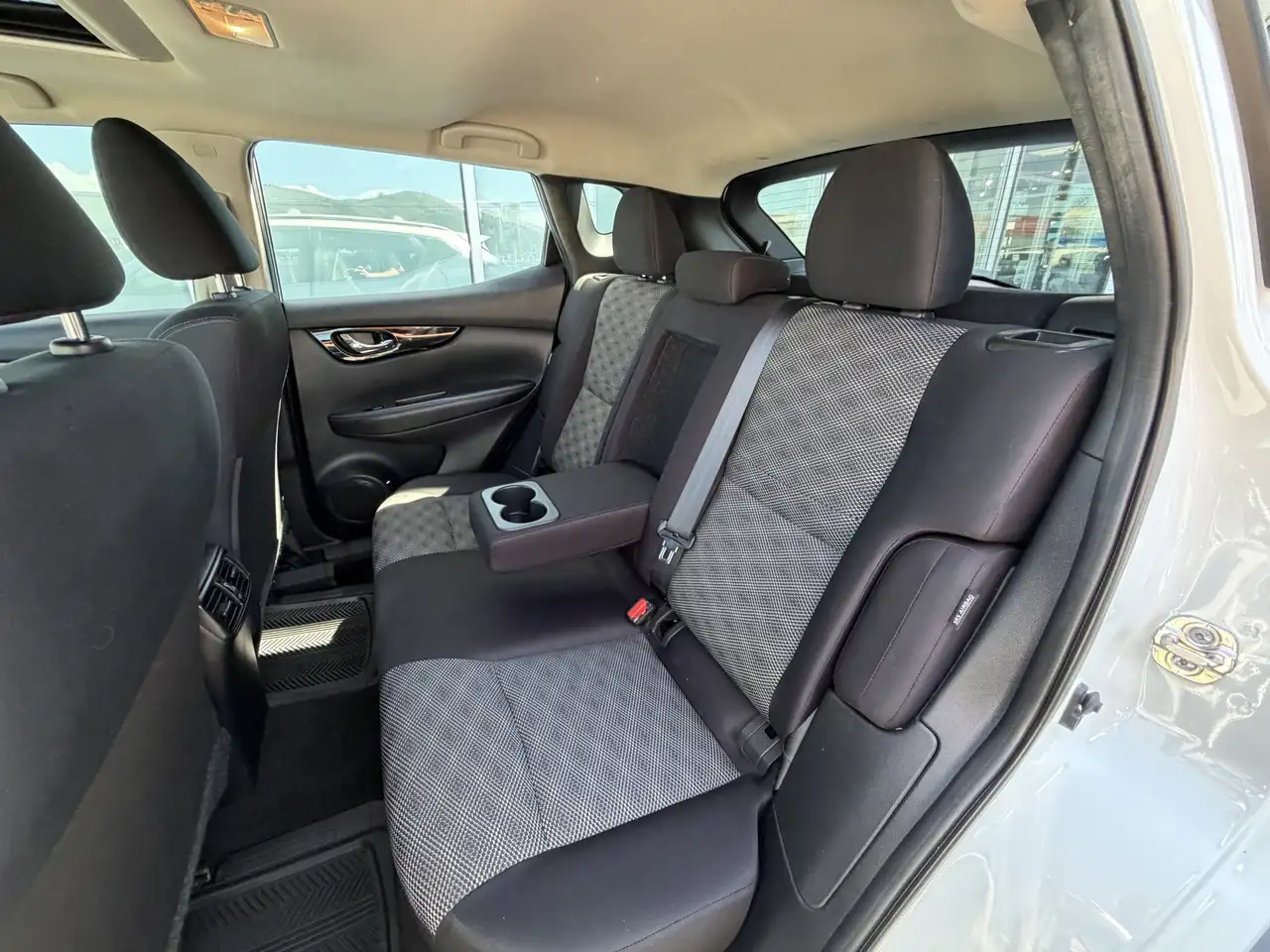Nissan Qashqai снимка Nissan Qashqai