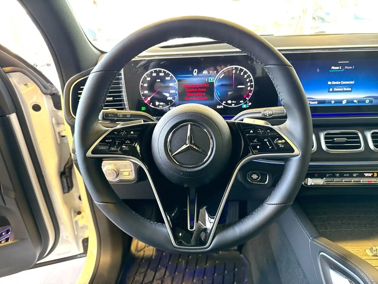 Mercedes-Benz GLE снимка Mercedes-Benz GLE
