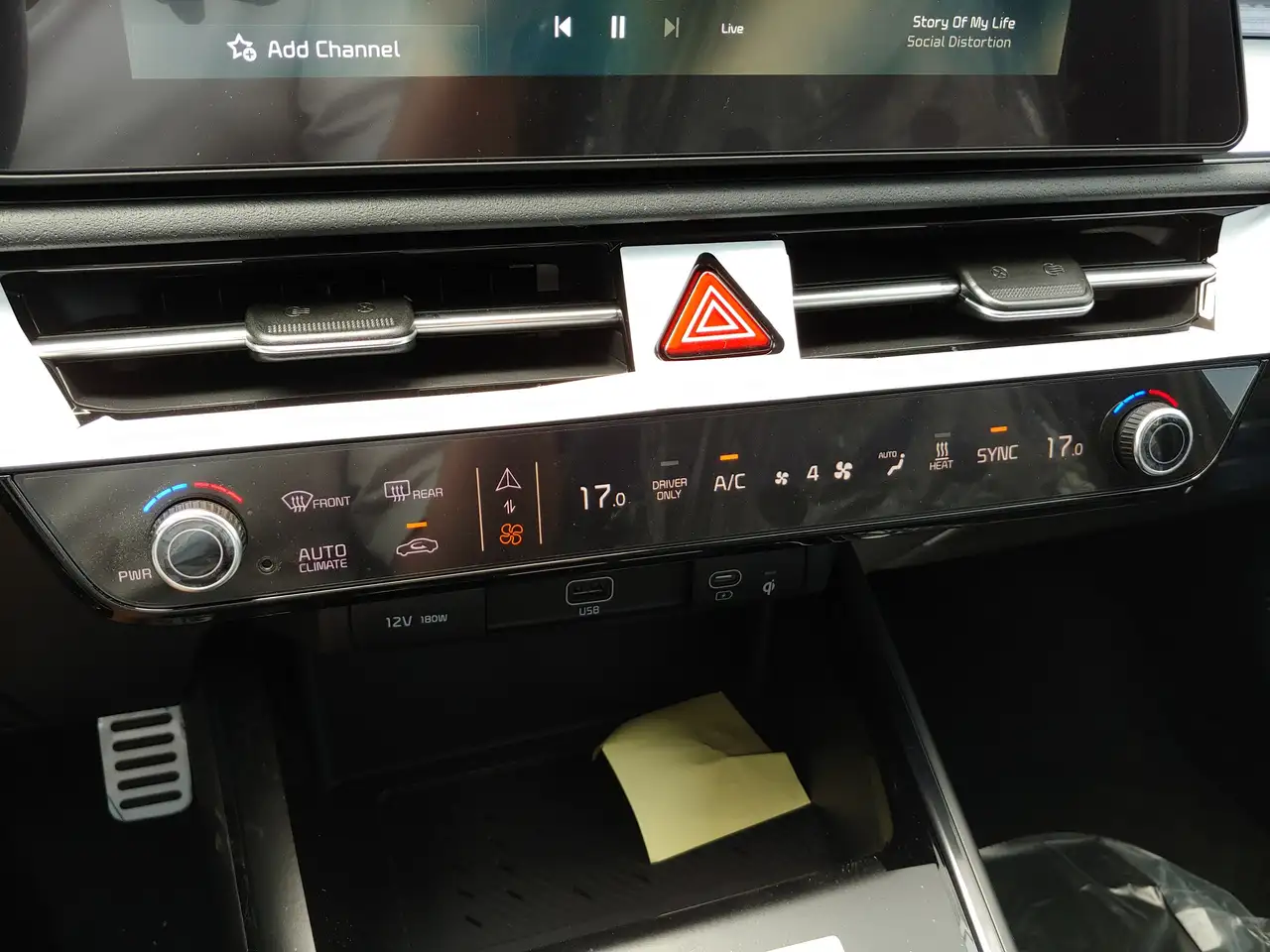 Kia Niro снимка Kia Niro