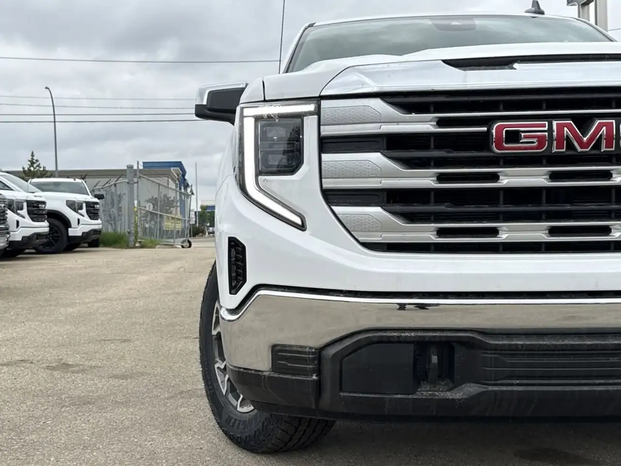 GMC Sierra 1500 photo GMC Sierra 1500