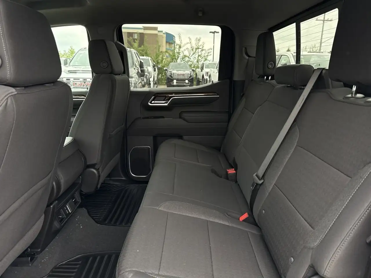 GMC Sierra 1500 photo GMC Sierra 1500
