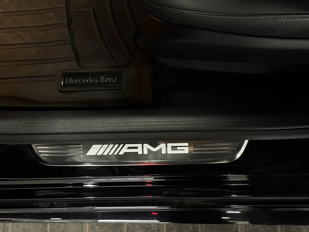 Mercedes-Benz AMG GT снимка Mercedes-Benz AMG GT