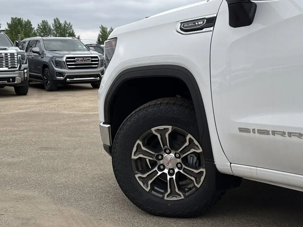 GMC Sierra 1500 photo GMC Sierra 1500