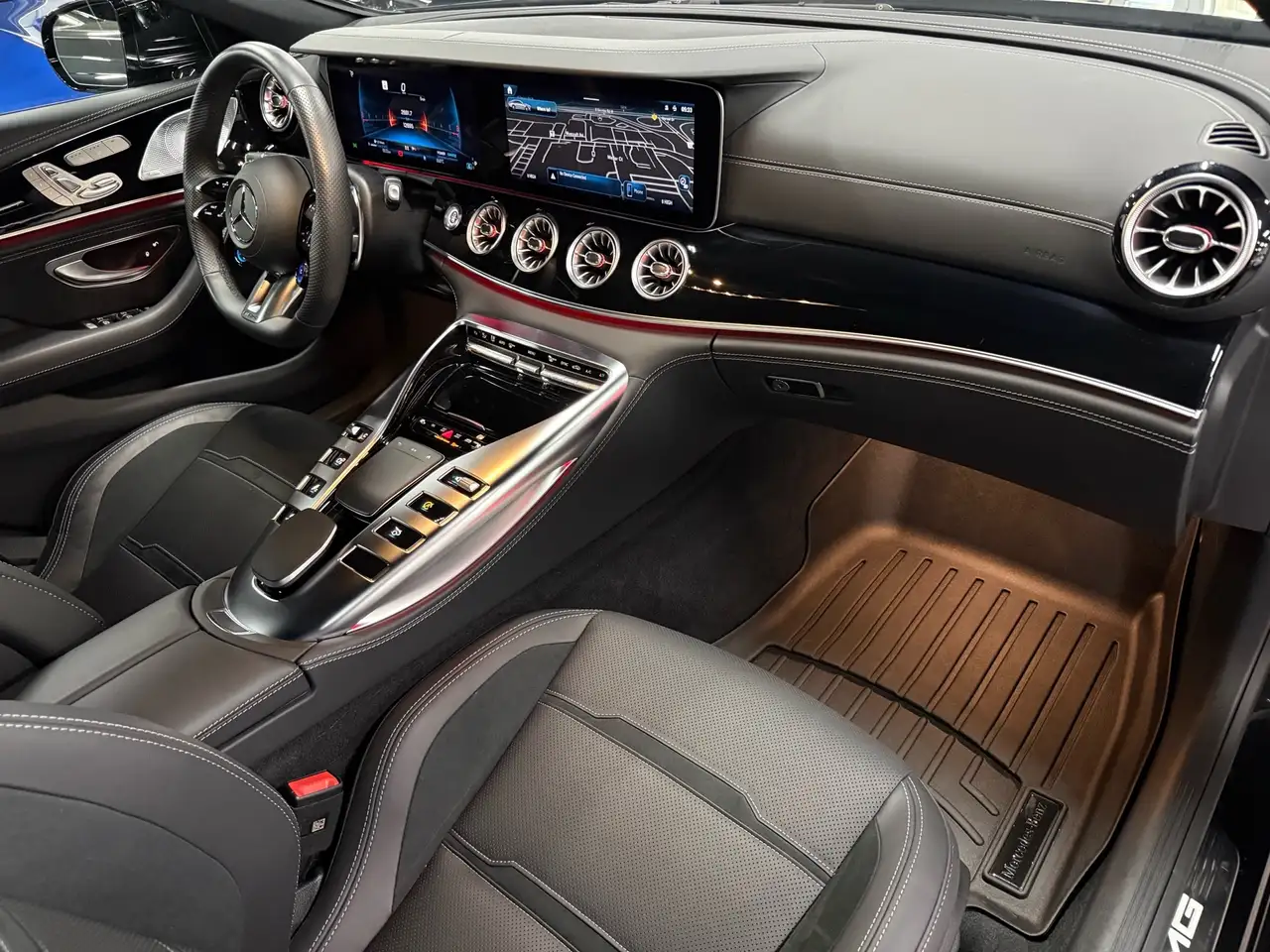 Mercedes-Benz AMG GT снимка Mercedes-Benz AMG GT