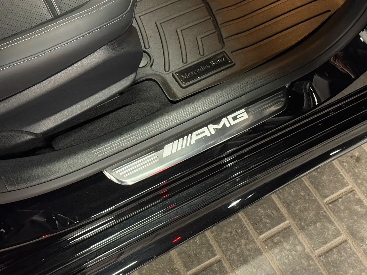 Mercedes-Benz AMG GT снимка Mercedes-Benz AMG GT