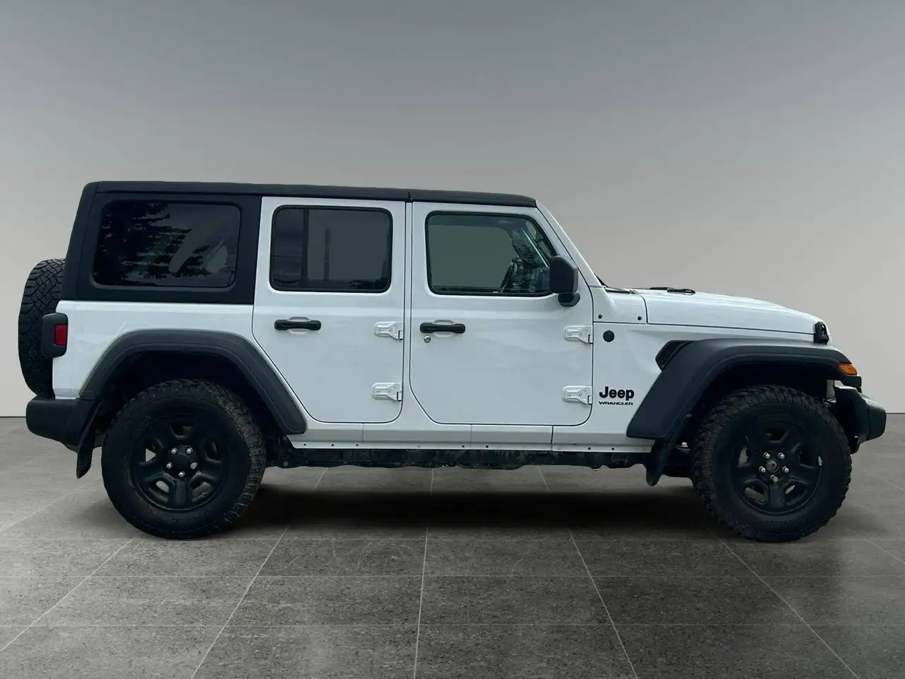 Jeep Wrangler снимка Jeep Wrangler