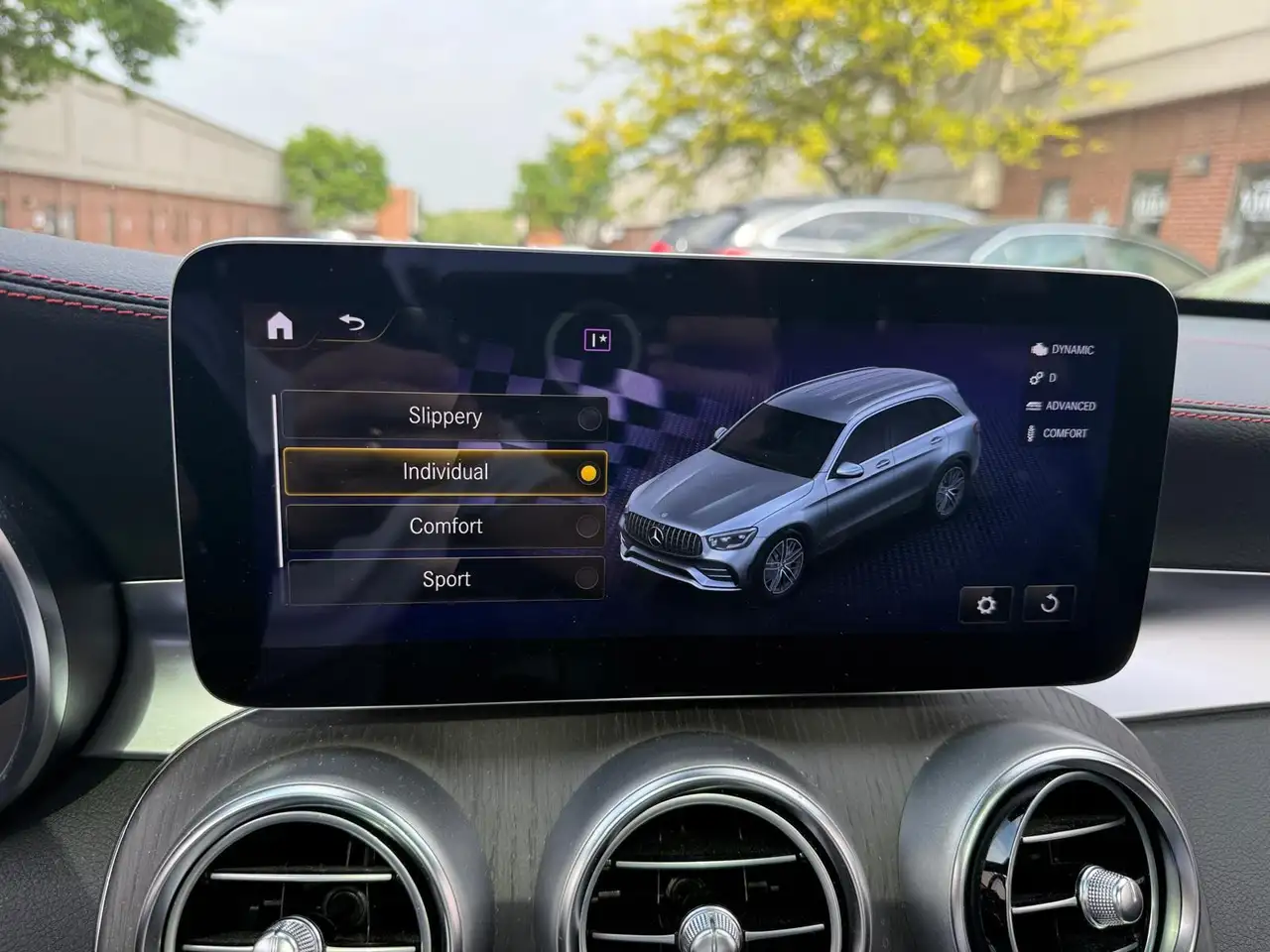 Mercedes-Benz GLC fotografie Mercedes-Benz GLC