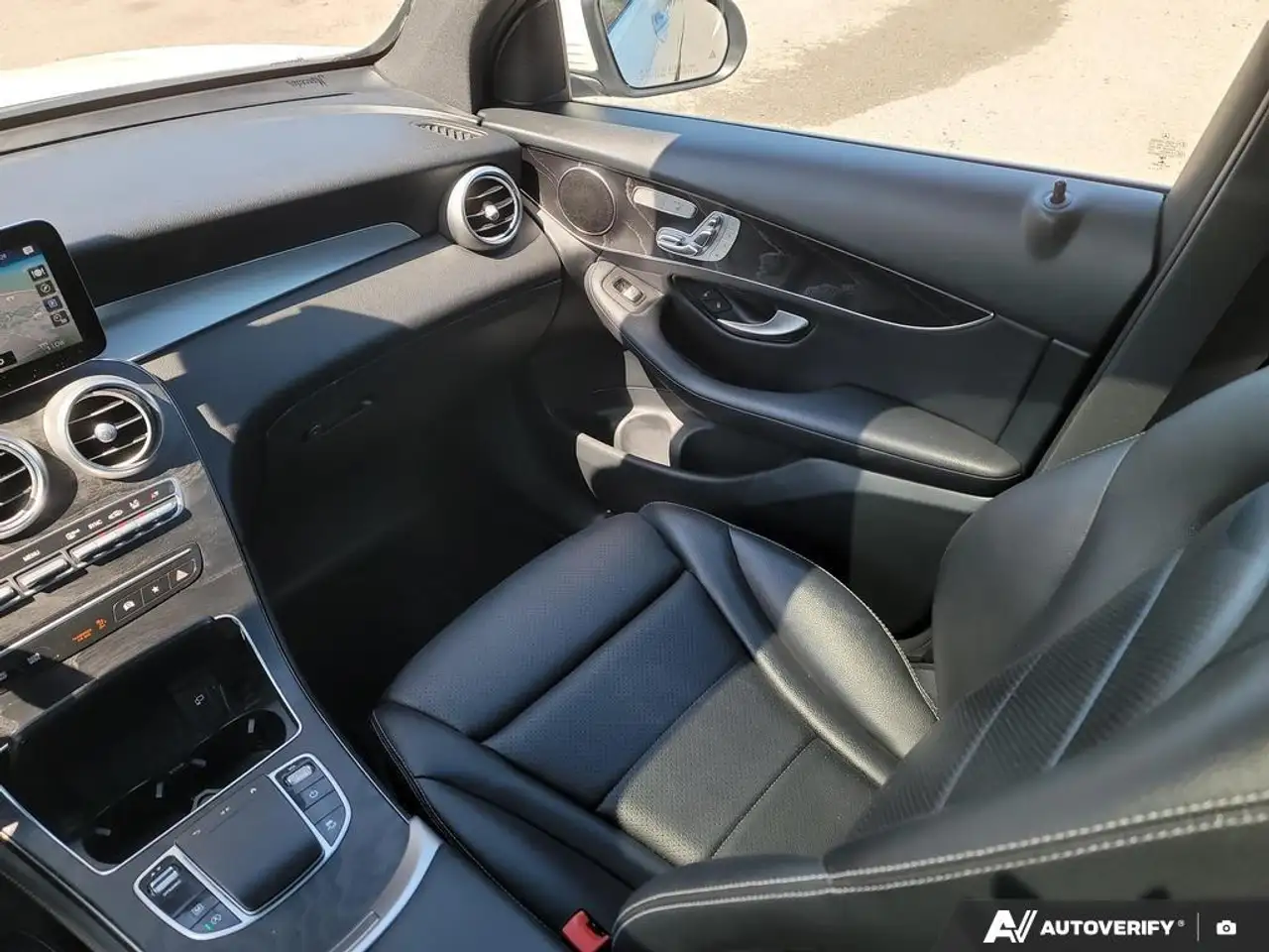 Mercedes-Benz GLC fotografie Mercedes-Benz GLC