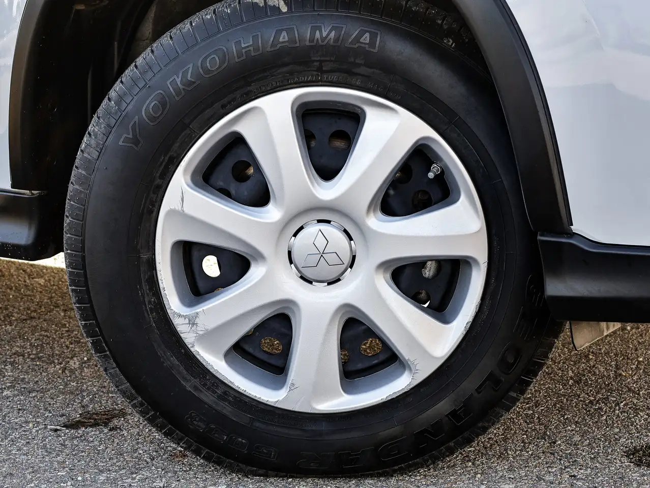 Mitsubishi RVR photo Mitsubishi RVR