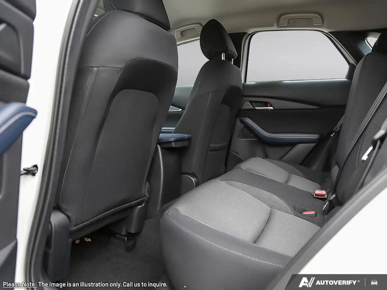 Mazda CX-30 photo Mazda CX-30