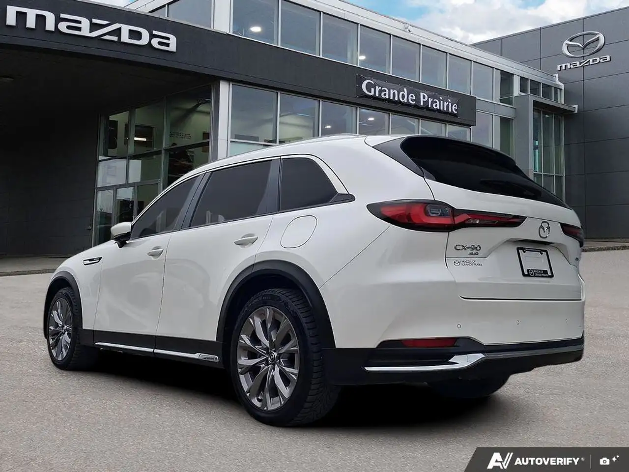 Mazda CX-90 MHEV fotografie Mazda CX-90 MHEV