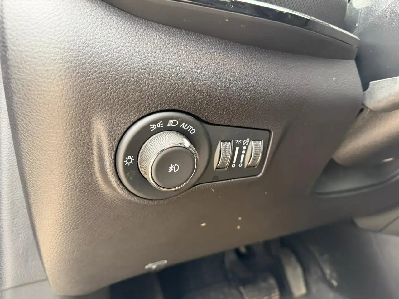 Jeep Compass photo Jeep Compass