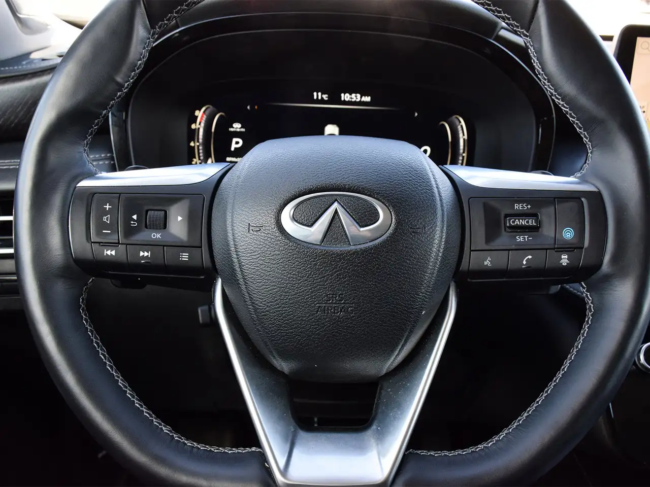 Infiniti QX60 снимка Infiniti QX60