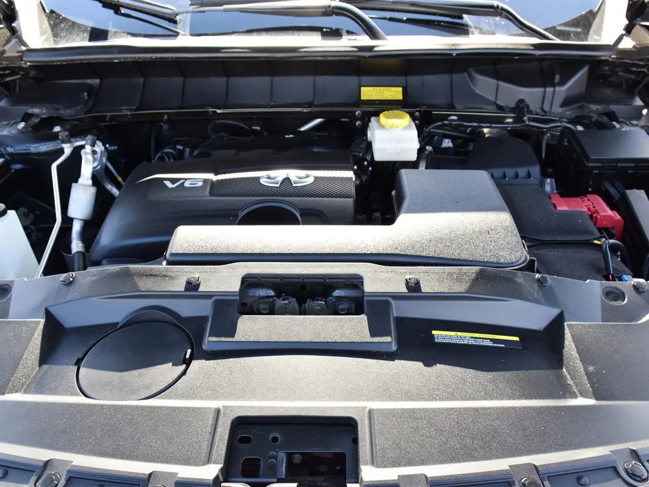 Infiniti QX60 снимка Infiniti QX60