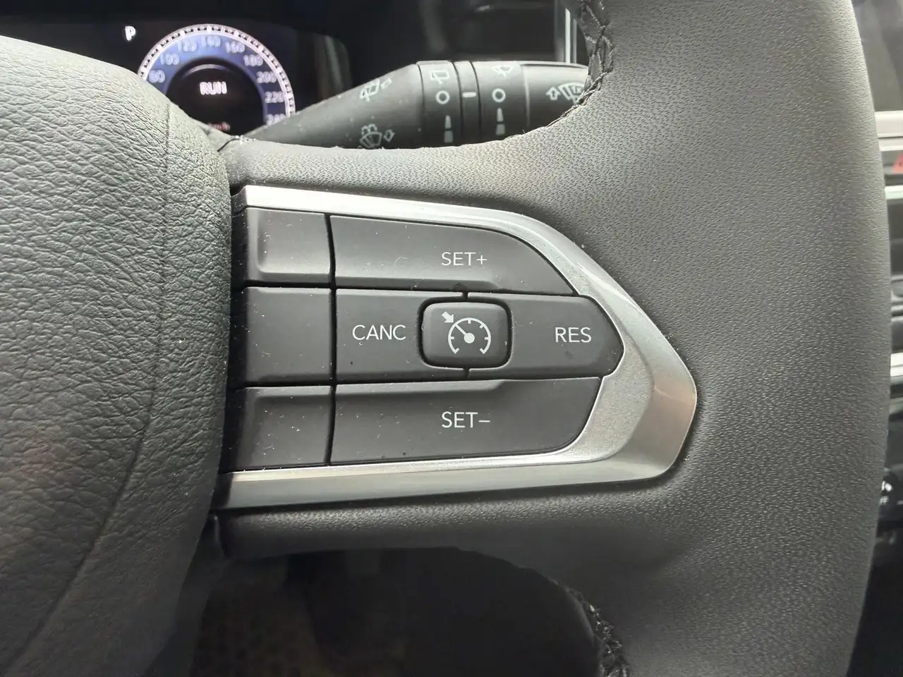 Jeep Compass photo Jeep Compass