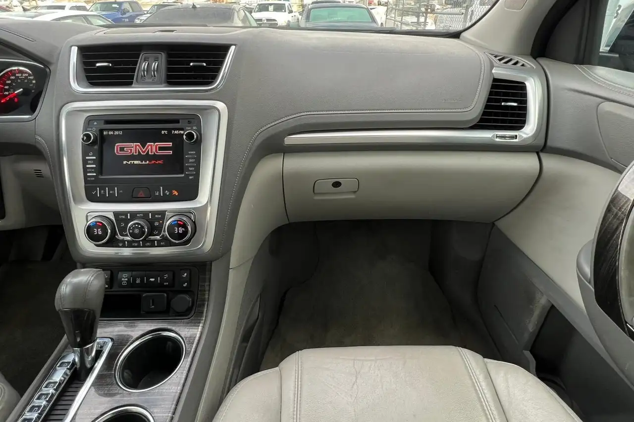 GMC Acadia fotografie GMC Acadia
