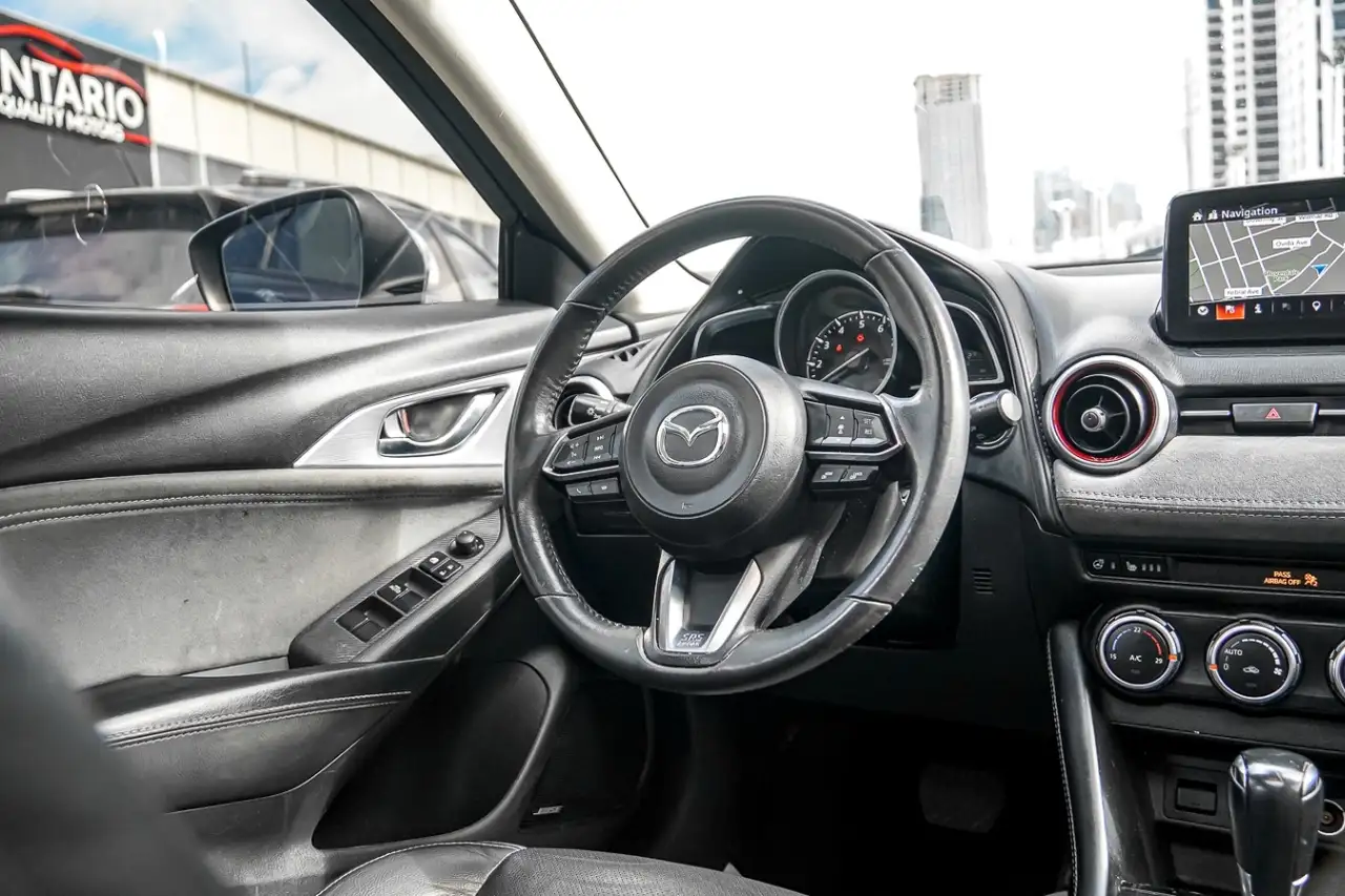 Mazda CX-3 снимка Mazda CX-3