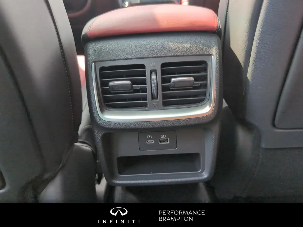 Infiniti QX50 снимка Infiniti QX50