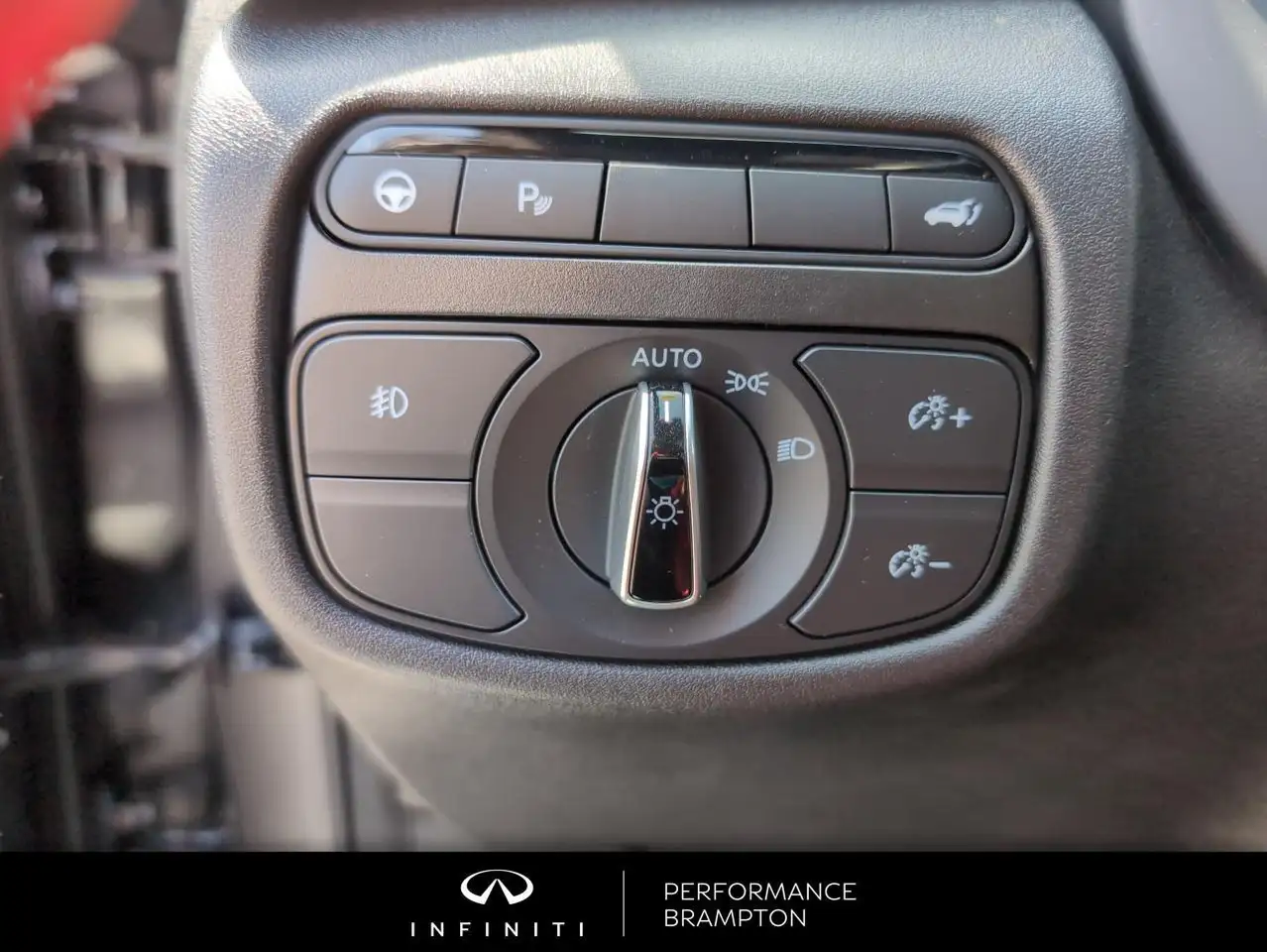 Infiniti QX50 снимка Infiniti QX50