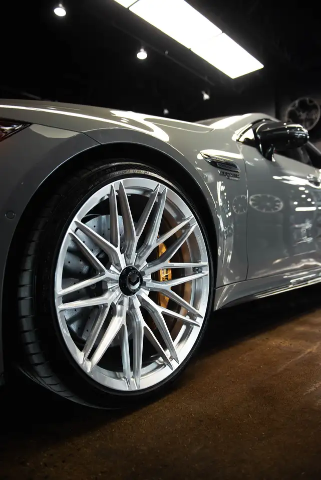 Mercedes-Benz AMG GT снимка Mercedes-Benz AMG GT
