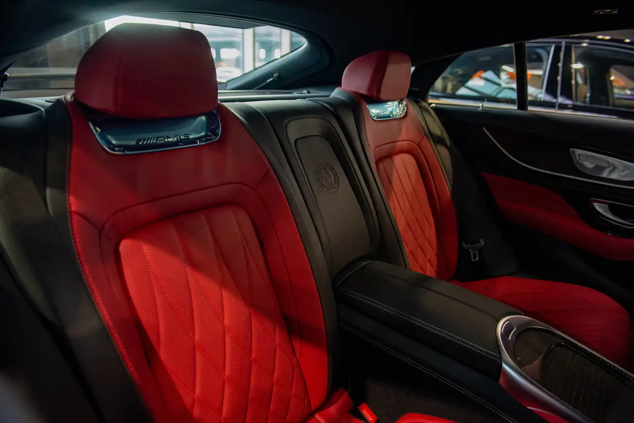 Mercedes-Benz AMG GT снимка Mercedes-Benz AMG GT