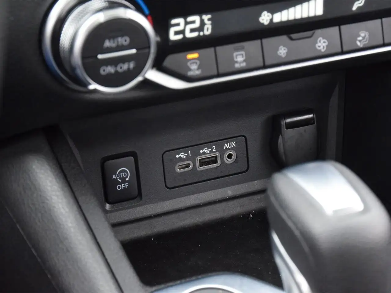 Nissan Sentra снимка Nissan Sentra
