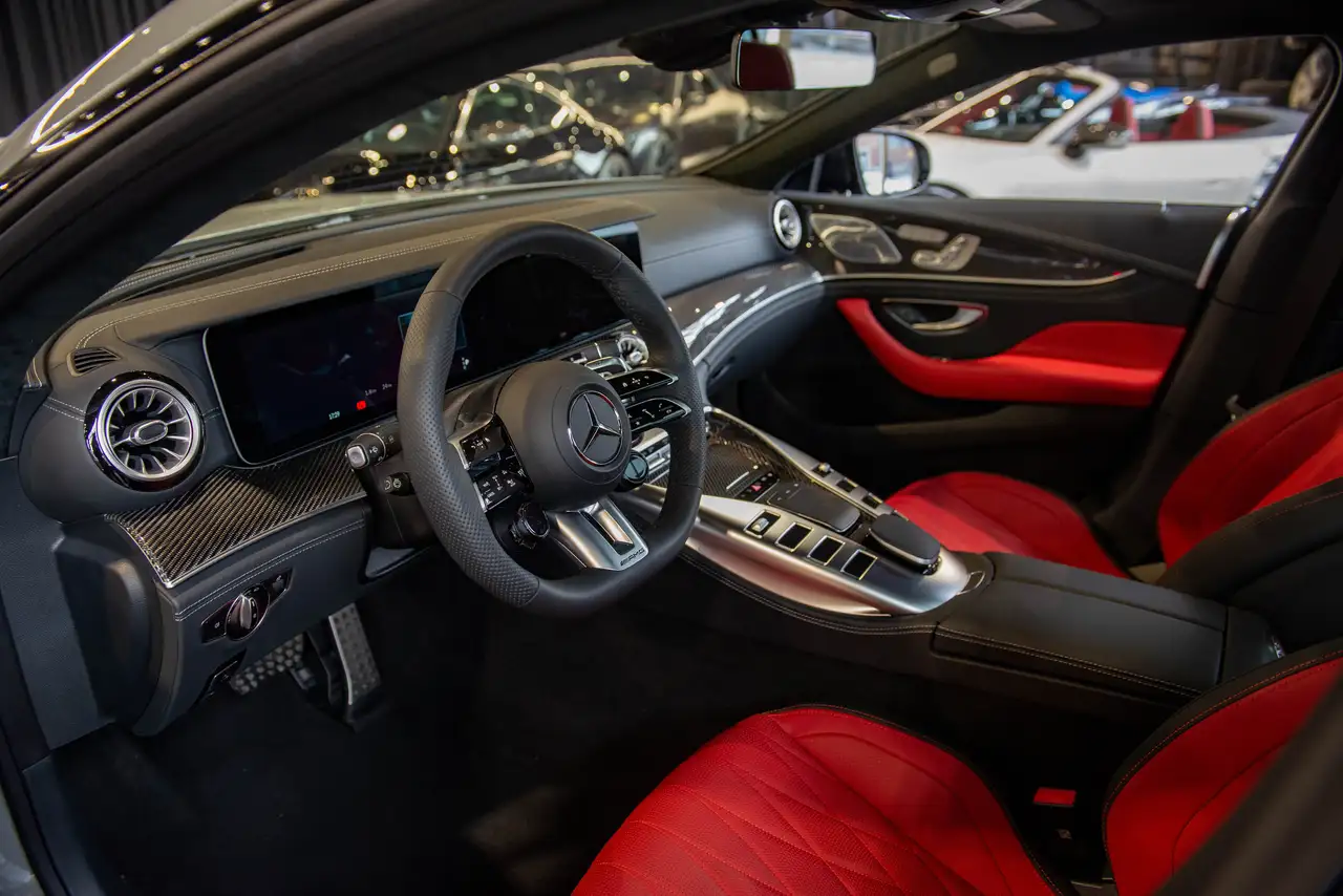 Mercedes-Benz AMG GT снимка Mercedes-Benz AMG GT