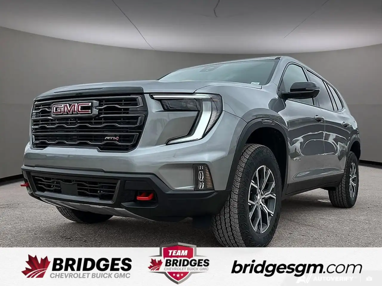 GMC Acadia снимка GMC Acadia