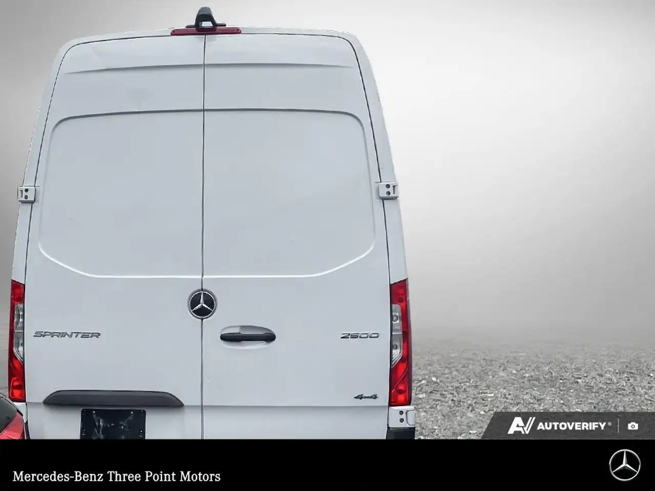 Mercedes-Benz Sprinter снимка Mercedes-Benz Sprinter