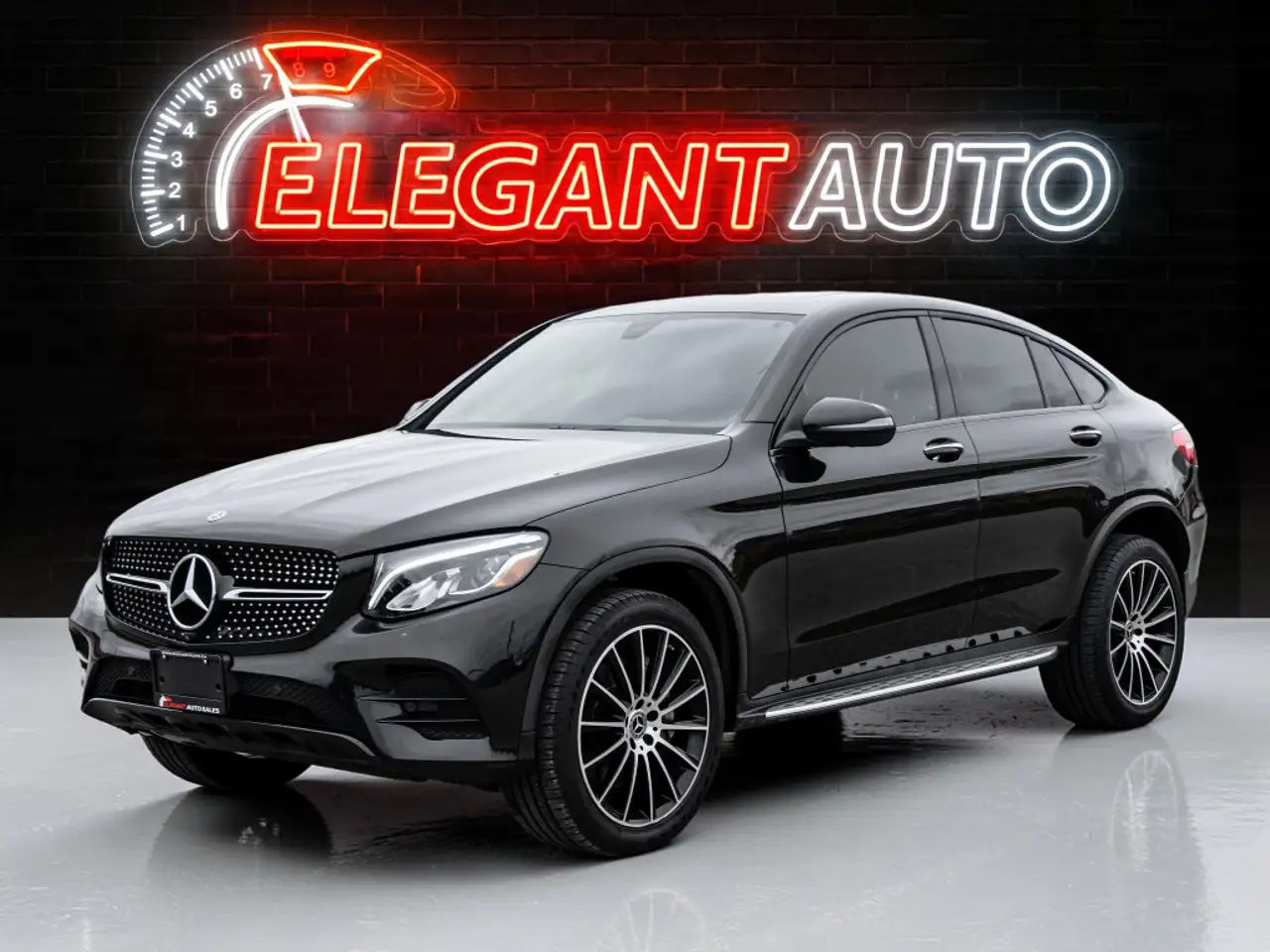 Mercedes-Benz GLC снимка Mercedes-Benz GLC