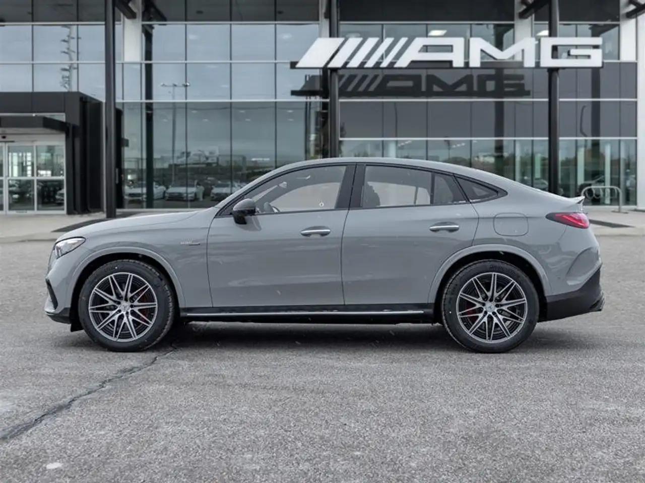 Mercedes-Benz GLC снимка Mercedes-Benz GLC